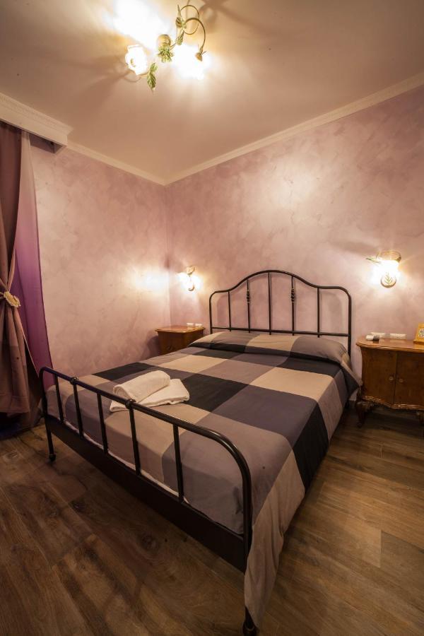 Iris Guest House Рим Екстериор снимка